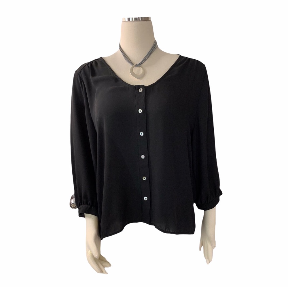Olivaceous Black Lightweight Loose-fitting Blouse Size L